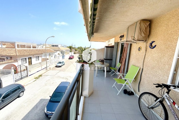 Aus zweiter Hand - Wohnung -
El Chaparral - Inland