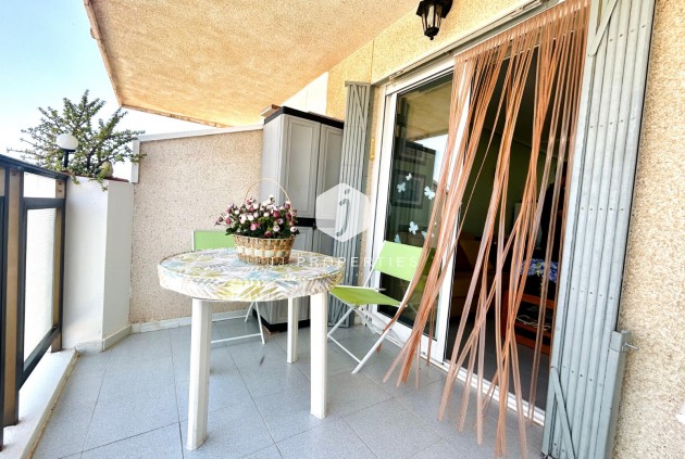 Aus zweiter Hand - Wohnung -
El Chaparral - Inland