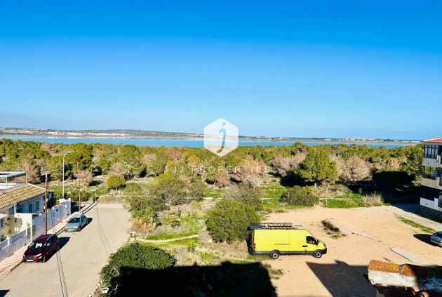 Aus zweiter Hand - Wohnung -
El Chaparral - Inland