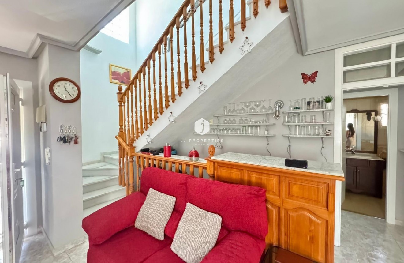 Tweedehands - Villa -
Torrevieja - Costa Blanca