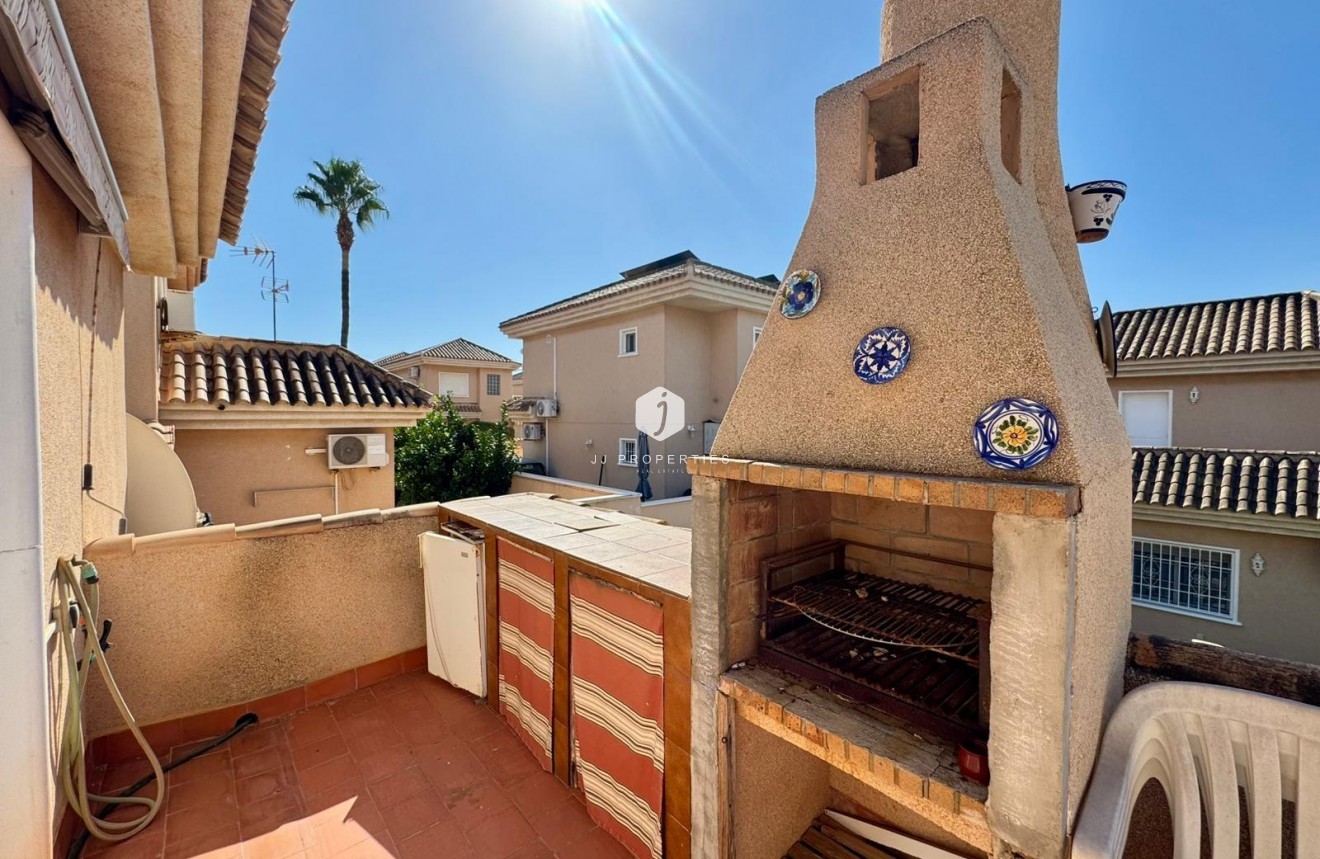 Tweedehands - Villa -
Torrevieja - Costa Blanca