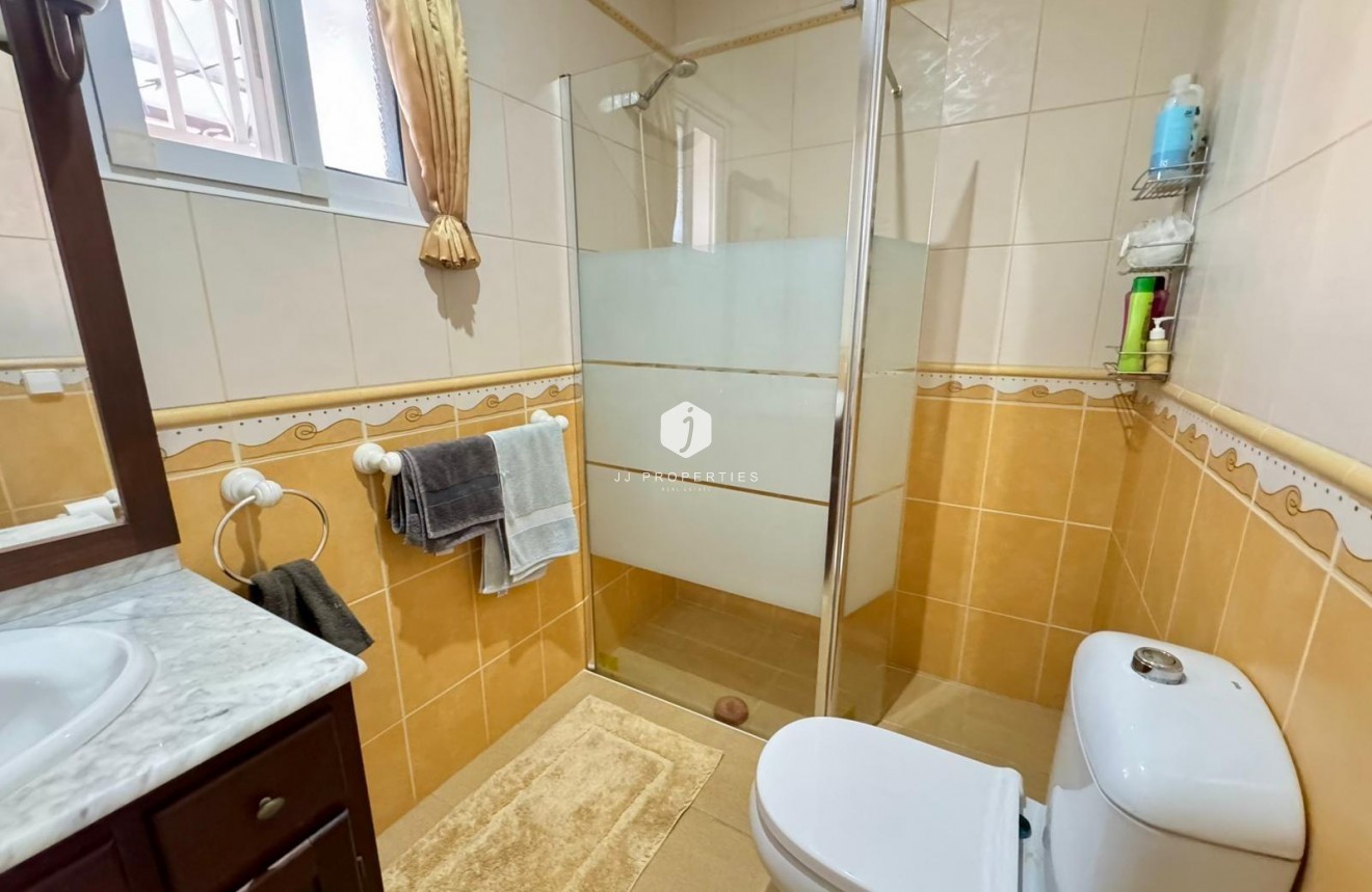 Tweedehands - Villa -
Torrevieja - Costa Blanca