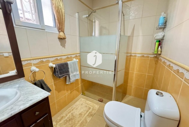 Tweedehands - Villa -
Torrevieja - Costa Blanca