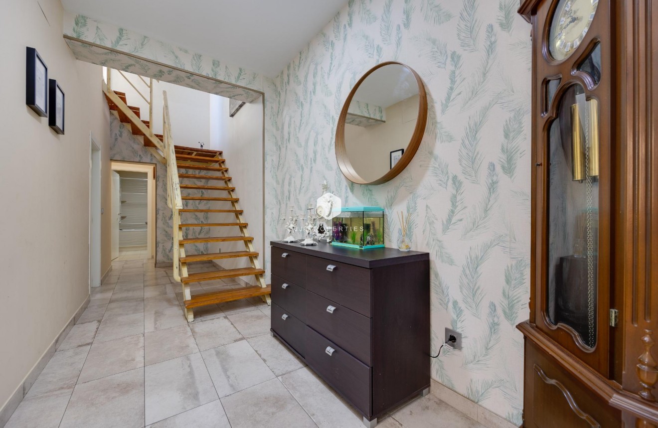 Tweedehands - Chalet -
Torrevieja - Centro