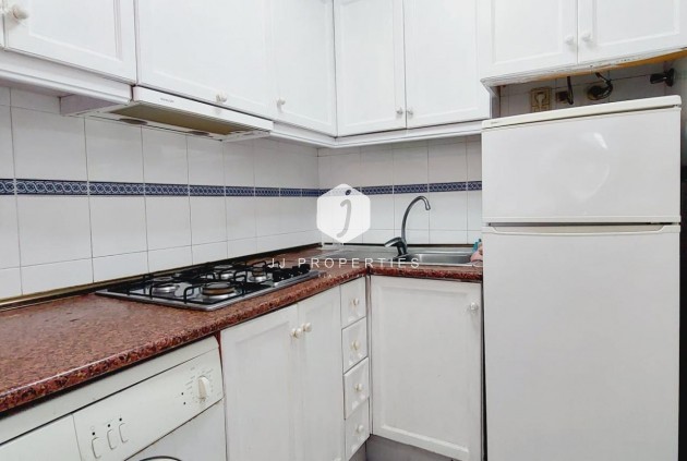 Tweedehands - Appartement / flat -
Torrevieja - Estacion de autobuses