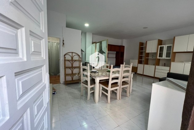 Aus zweiter Hand - Wohnung -
Torrevieja - Playa de los Locos