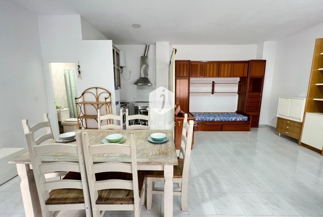 Aus zweiter Hand - Wohnung -
Torrevieja - Playa de los Locos