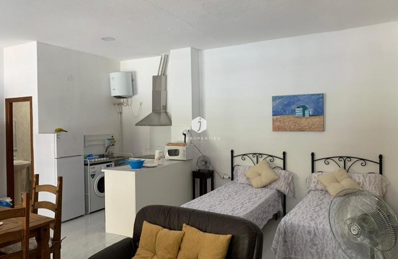Aus zweiter Hand - Wohnung -
Torrevieja - Playa de los Locos