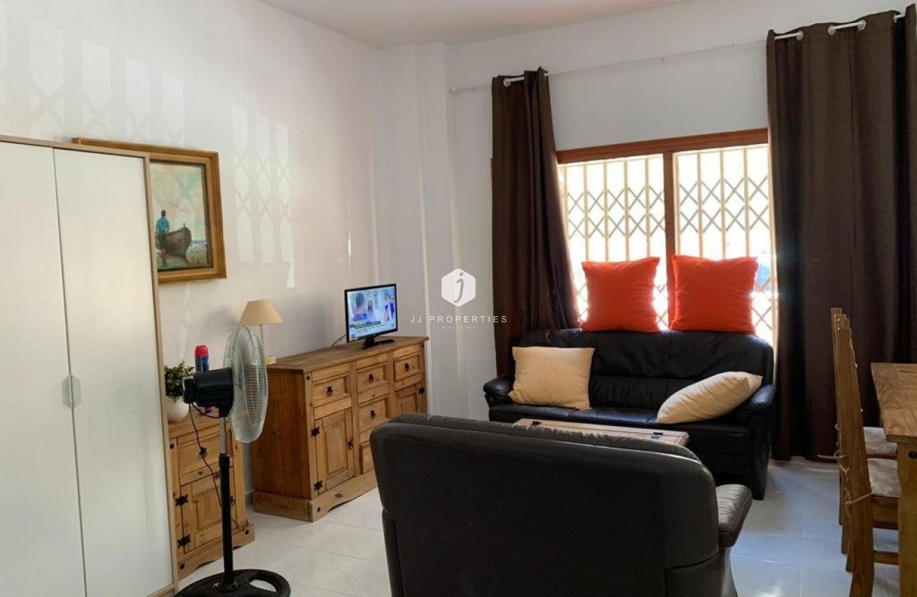Aus zweiter Hand - Wohnung -
Torrevieja - Playa de los Locos