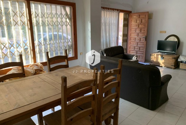 Aus zweiter Hand - Wohnung -
Torrevieja - Playa de los Locos