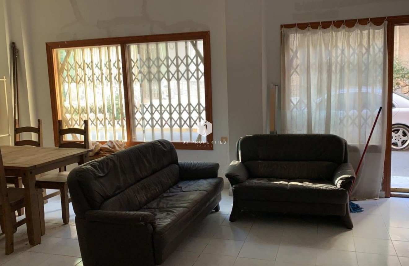 Aus zweiter Hand - Wohnung -
Torrevieja - Playa de los Locos