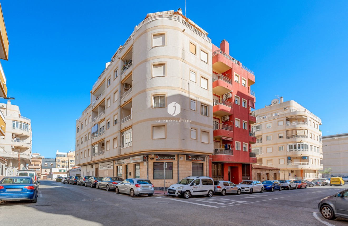 Tweedehands - Appartement / flat -
Torrevieja - Costa Blanca