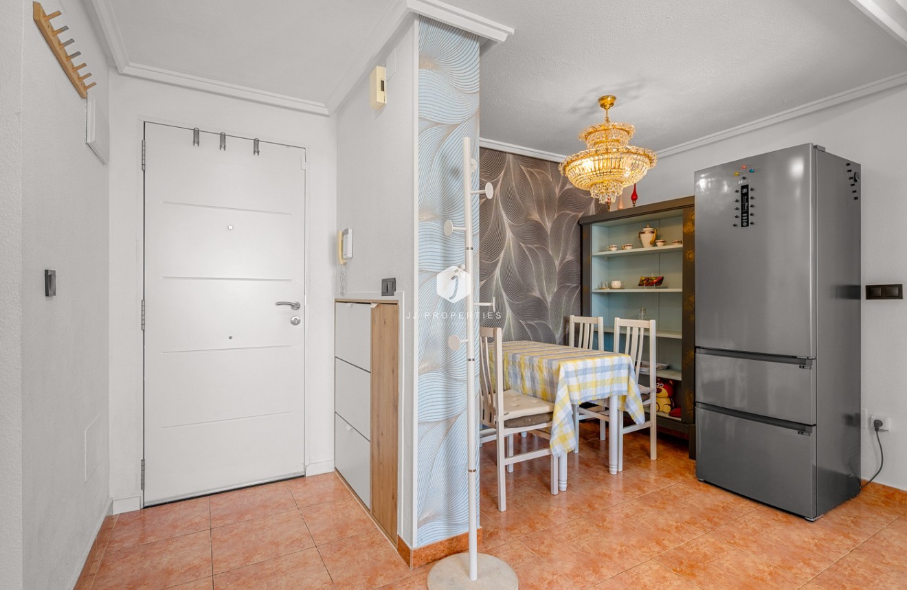 Tweedehands - Appartement / flat -
Torrevieja - Costa Blanca