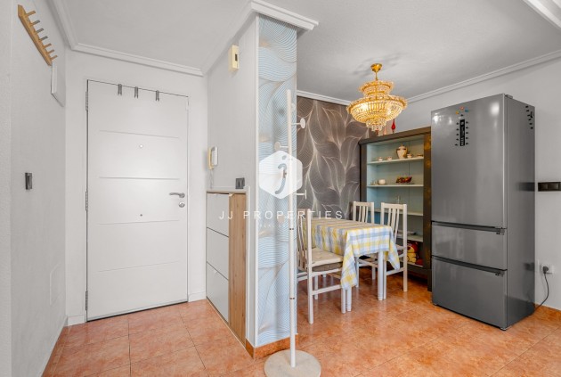 Tweedehands - Appartement / flat -
Torrevieja - Costa Blanca