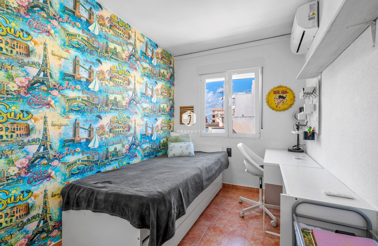 Tweedehands - Appartement / flat -
Torrevieja - Costa Blanca