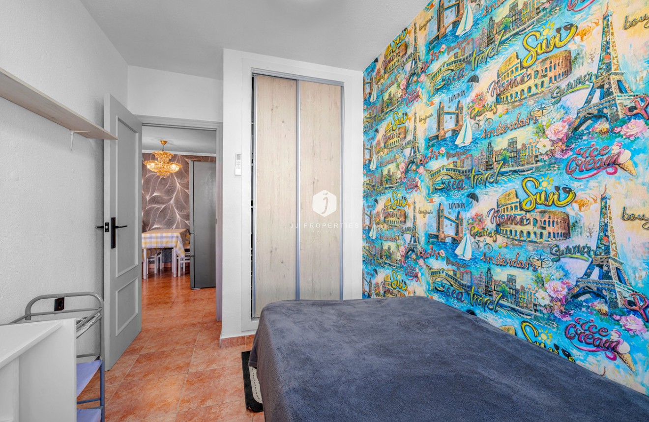 Tweedehands - Appartement / flat -
Torrevieja - Costa Blanca