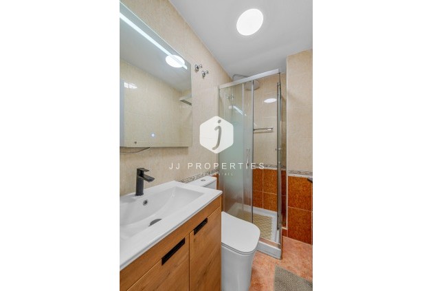 Tweedehands - Appartement / flat -
Torrevieja - Costa Blanca