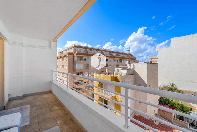 Tweedehands - Appartement / flat -
Torrevieja - Costa Blanca