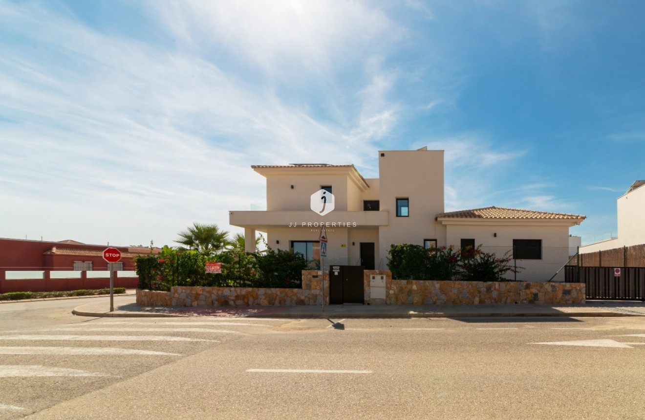 Tweedehands - Villa -
Los Montesinos - Costa Blanca