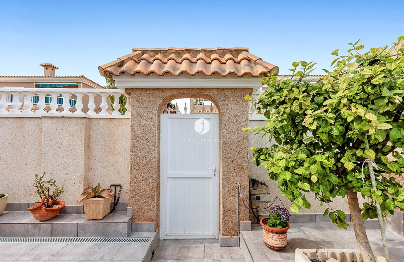 Tweedehands - Villa -
Torrevieja - Los Balcones - Los Altos del Edén