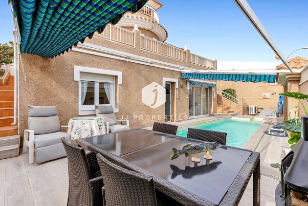 Tweedehands - Villa -
Torrevieja - Los Balcones - Los Altos del Edén