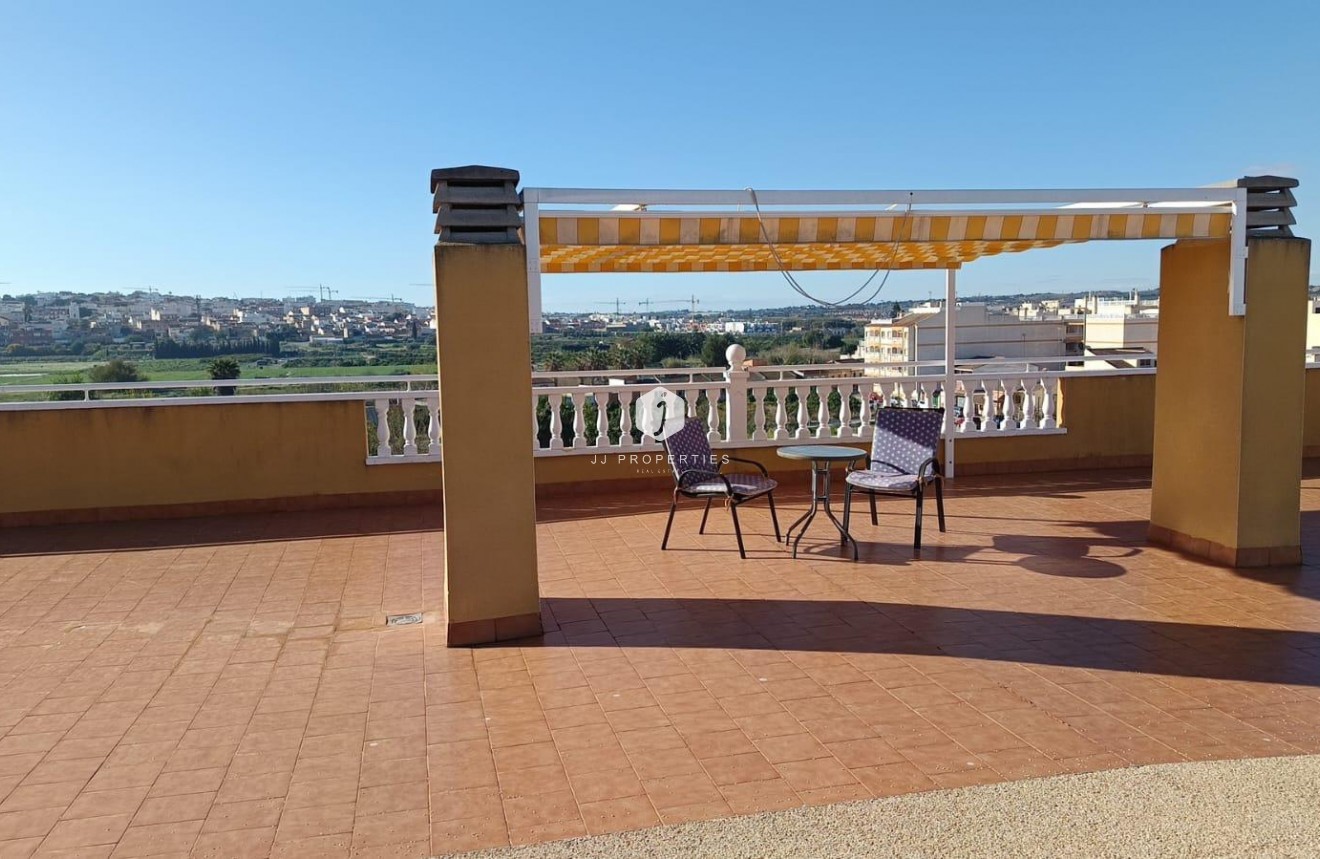 Z drugiej ręki - Mieszkanie w bloku -
Formentera del Segura