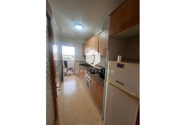 Z drugiej ręki - Mieszkanie w bloku -
Formentera del Segura