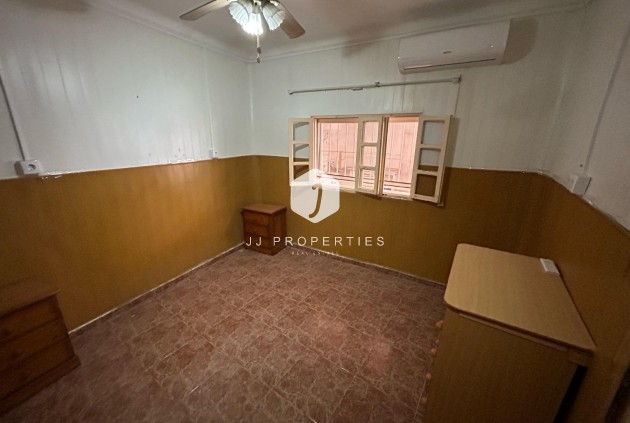 Tweedehands - Villa -
Torrevieja - Costa Blanca