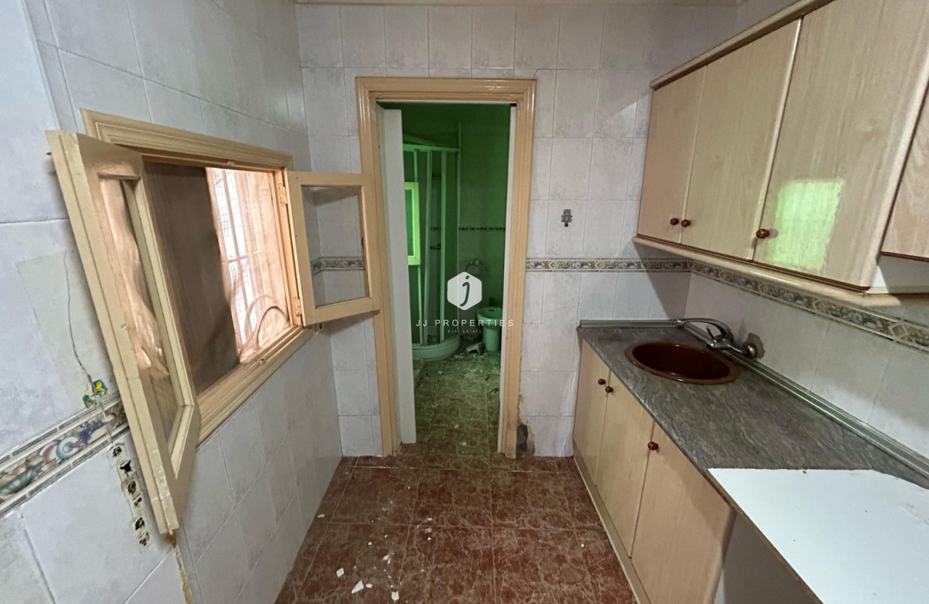 Tweedehands - Villa -
Torrevieja - Costa Blanca