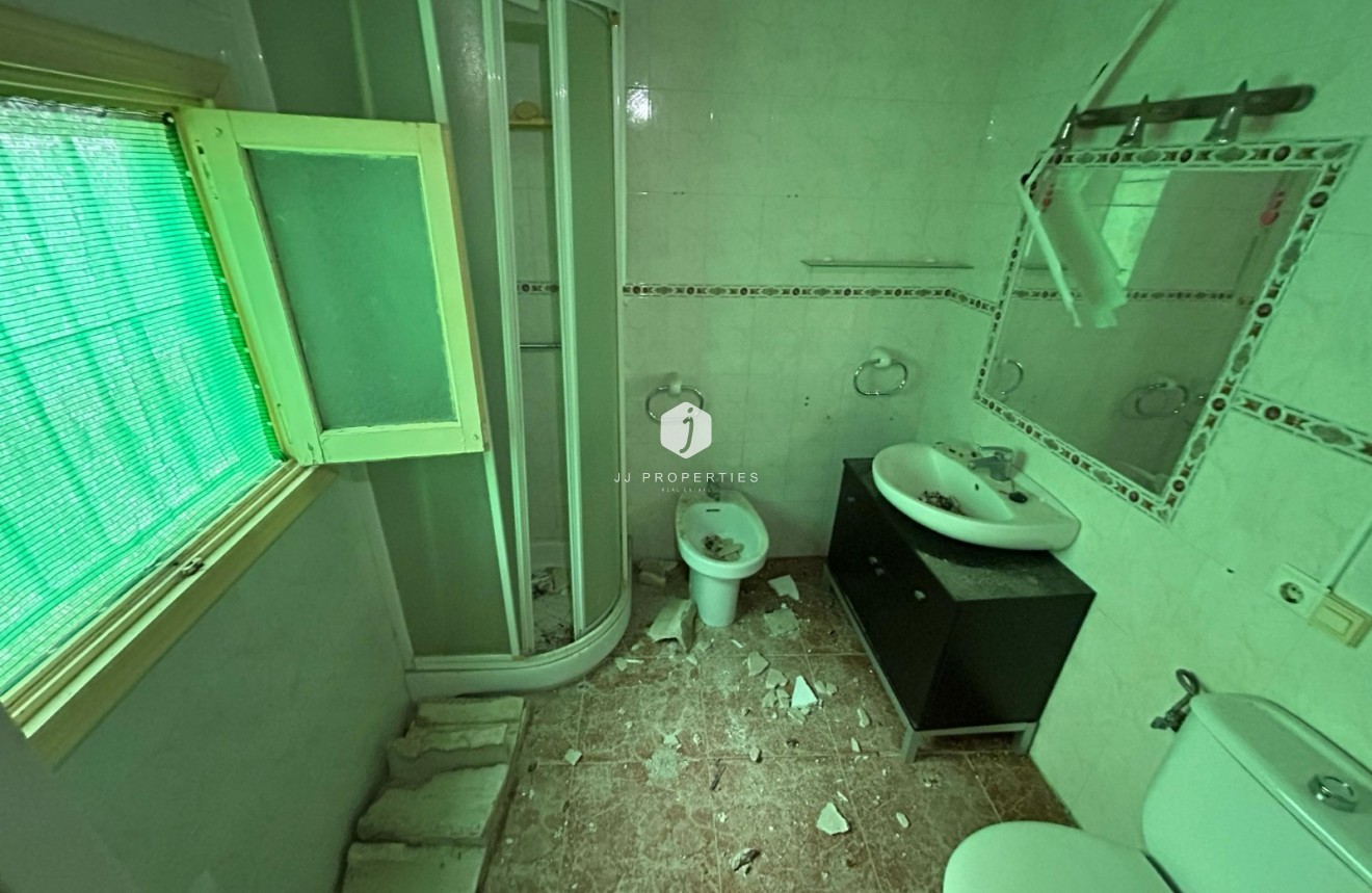 Tweedehands - Villa -
Torrevieja - Costa Blanca