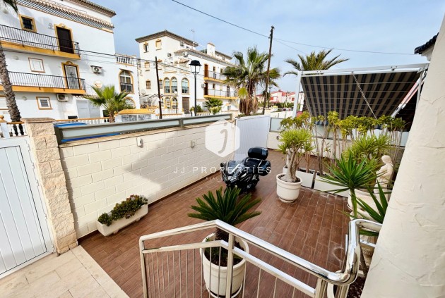 Tweedehands - Villa -
Torrevieja - Costa Blanca