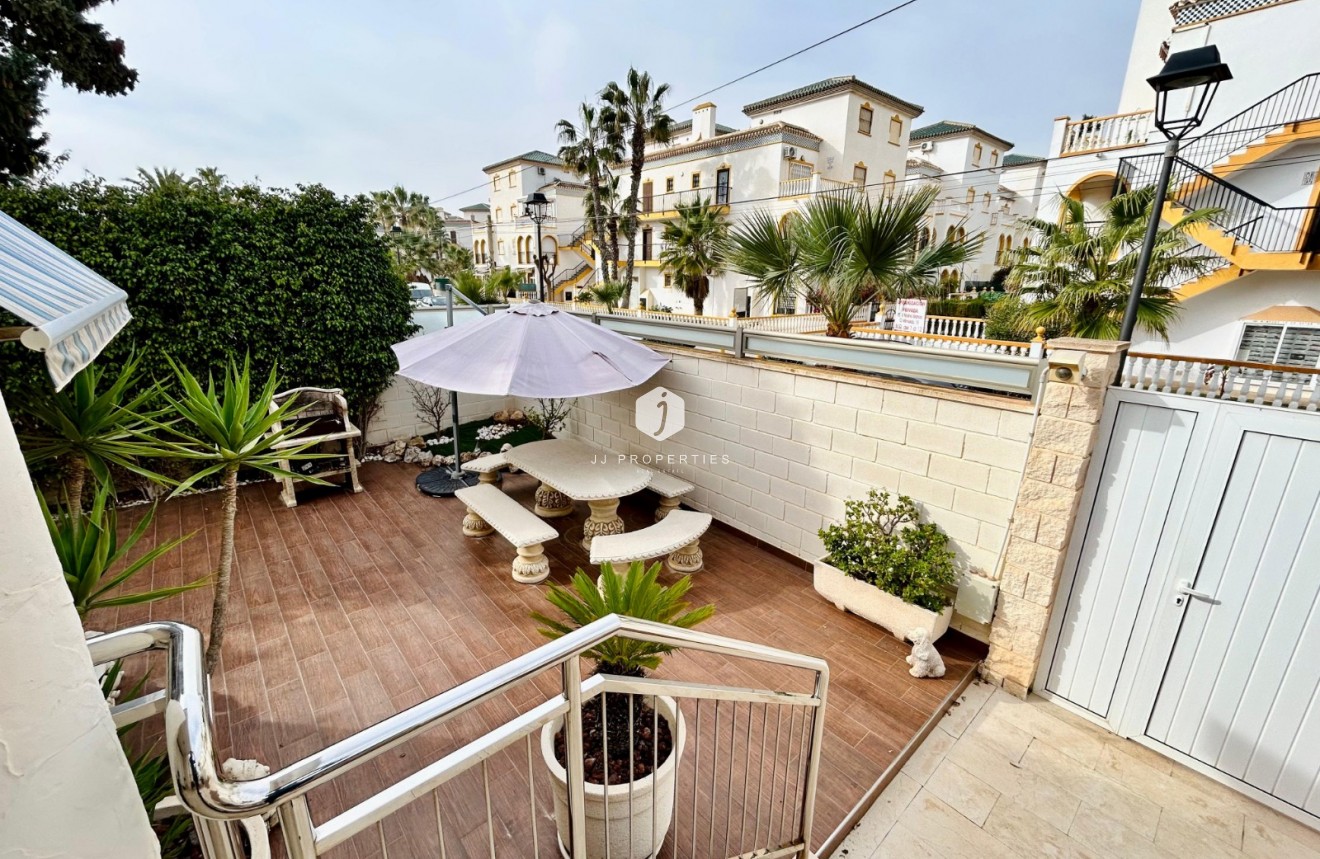 Tweedehands - Villa -
Torrevieja - Costa Blanca