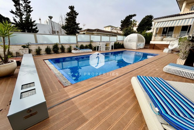 Tweedehands - Villa -
Torrevieja - Costa Blanca