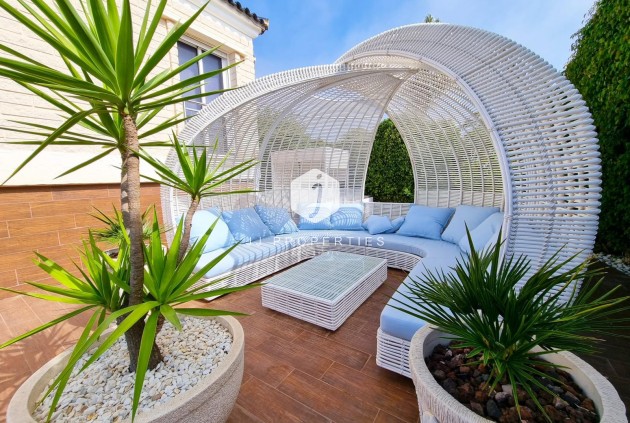 Tweedehands - Villa -
Torrevieja - Costa Blanca