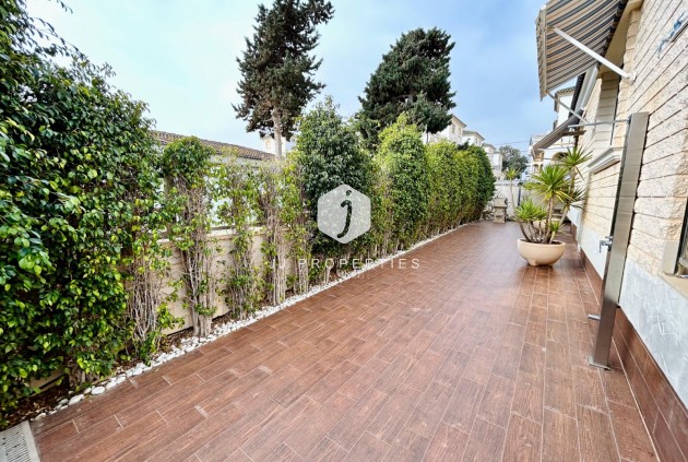 Tweedehands - Villa -
Torrevieja - Costa Blanca