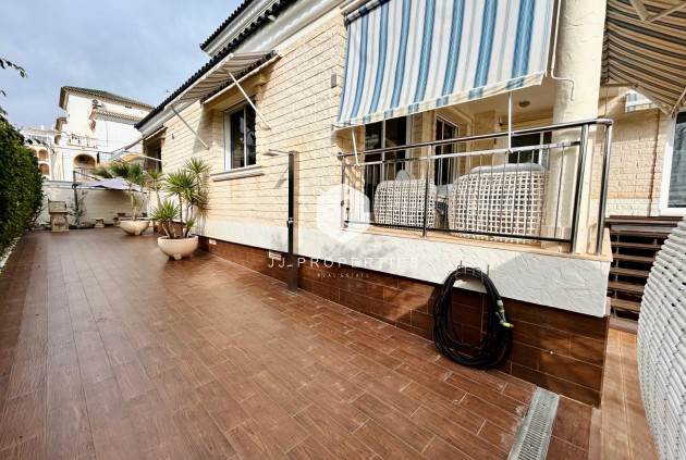 Tweedehands - Villa -
Torrevieja - Costa Blanca