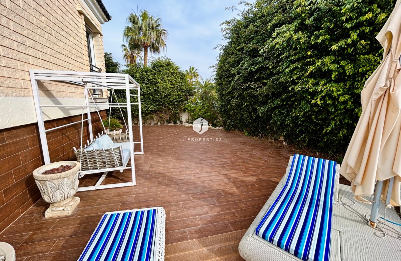 Tweedehands - Villa -
Torrevieja - Costa Blanca