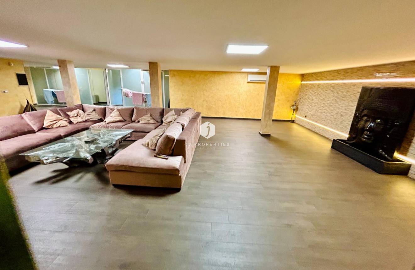 Tweedehands - Villa -
Torrevieja - Costa Blanca