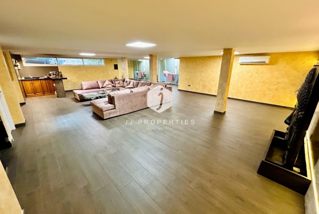 Tweedehands - Villa -
Torrevieja - Costa Blanca