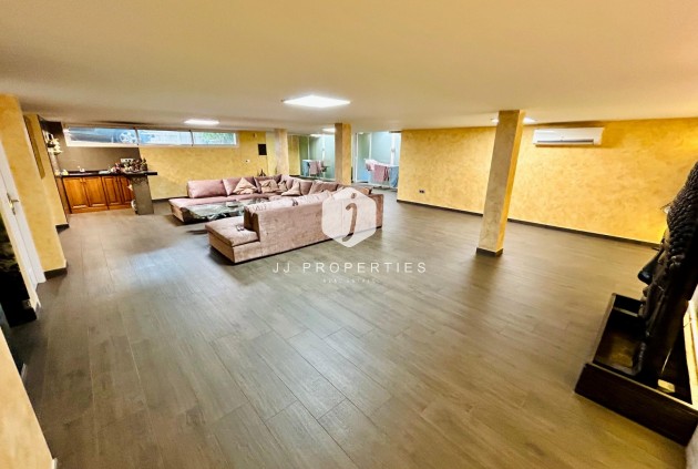 Tweedehands - Villa -
Torrevieja - Costa Blanca