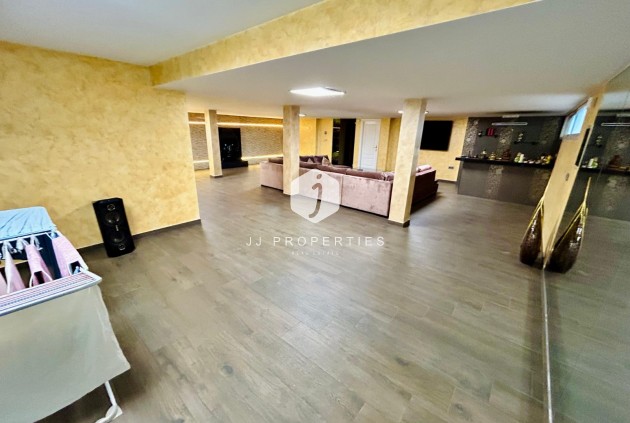 Tweedehands - Villa -
Torrevieja - Costa Blanca