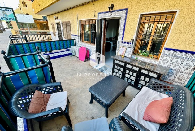 Tweedehands - duplex -
Torrevieja - Costa Blanca