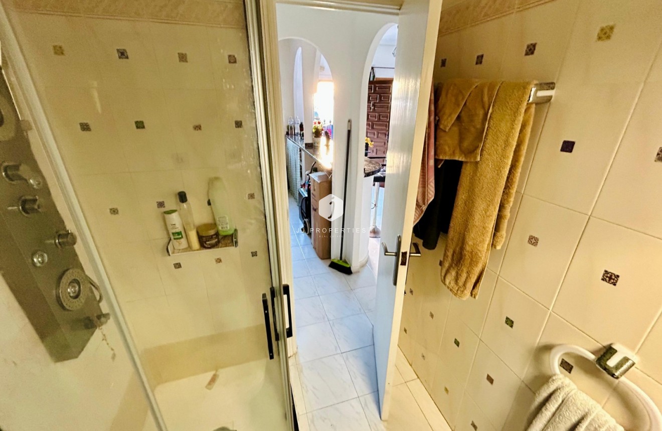 Tweedehands - duplex -
Torrevieja - Costa Blanca