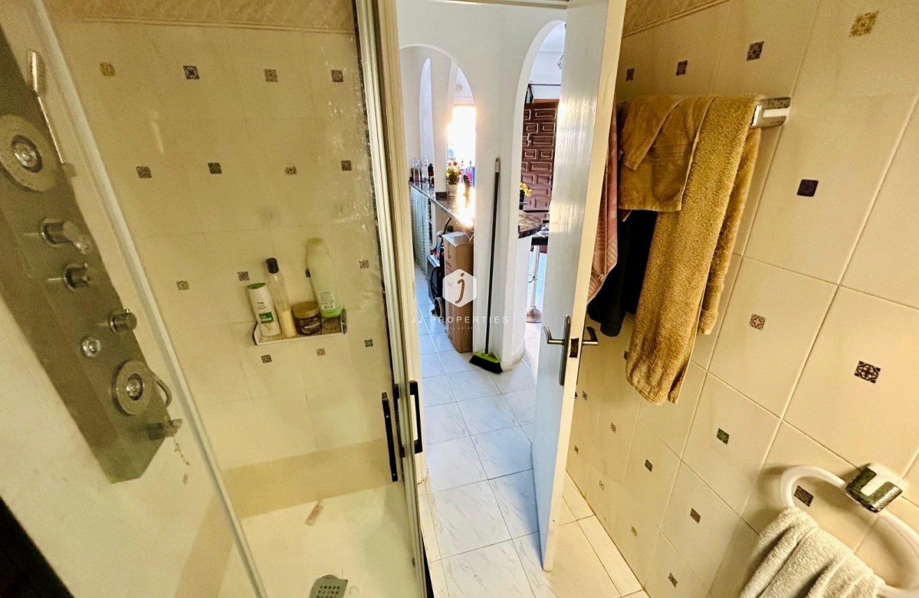 Tweedehands - duplex -
Torrevieja - Costa Blanca