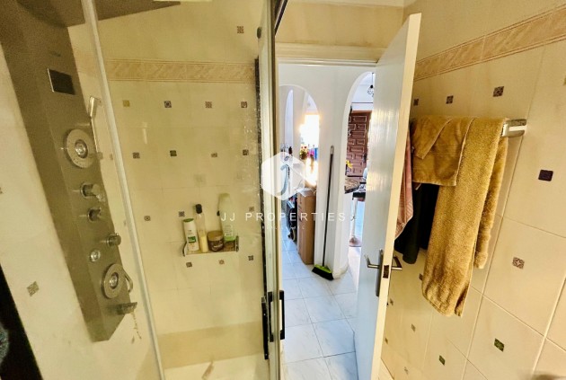 Tweedehands - duplex -
Torrevieja - Costa Blanca