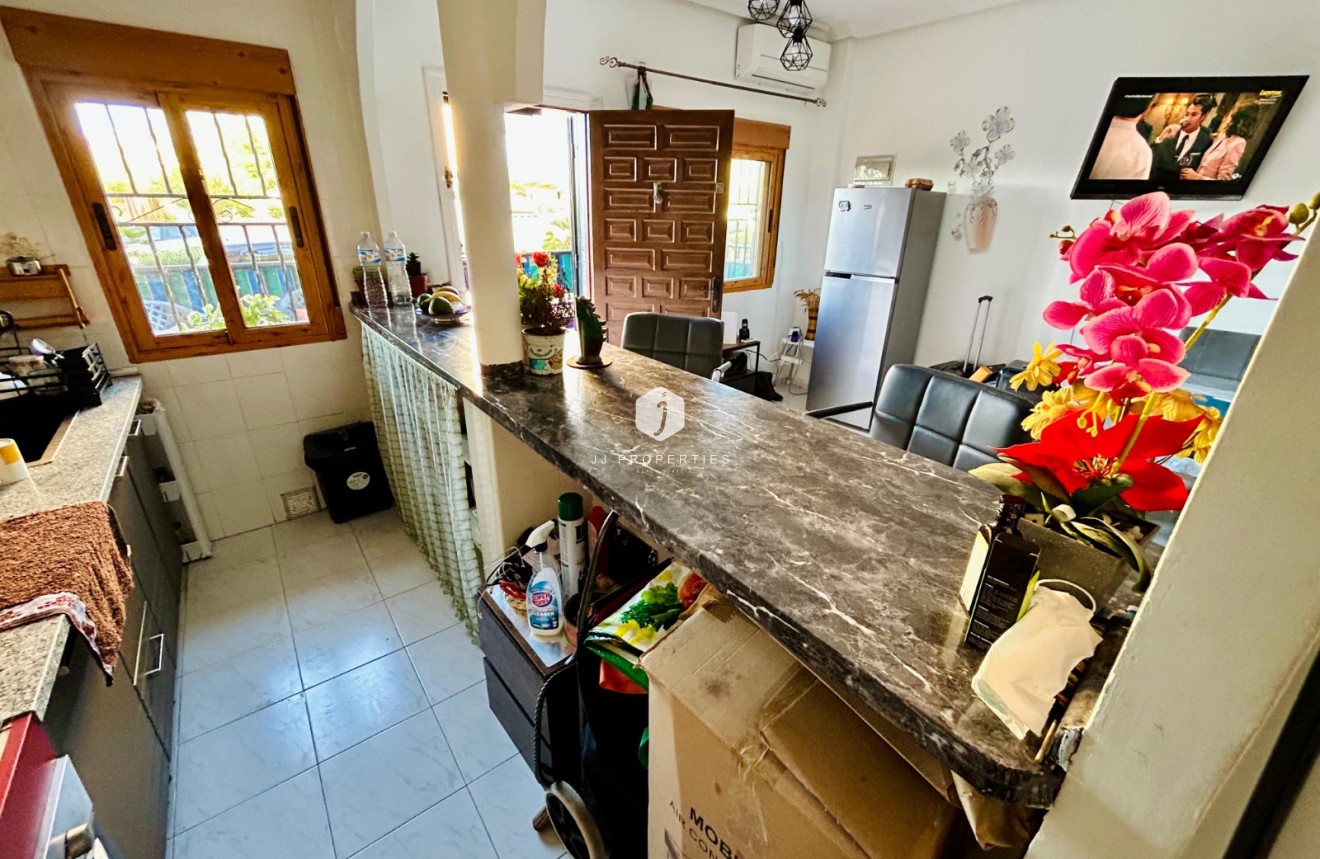 Tweedehands - duplex -
Torrevieja - Costa Blanca