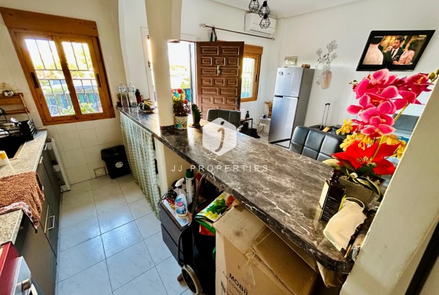 Tweedehands - duplex -
Torrevieja - Costa Blanca