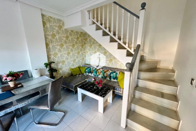 Tweedehands - duplex -
Torrevieja - Costa Blanca