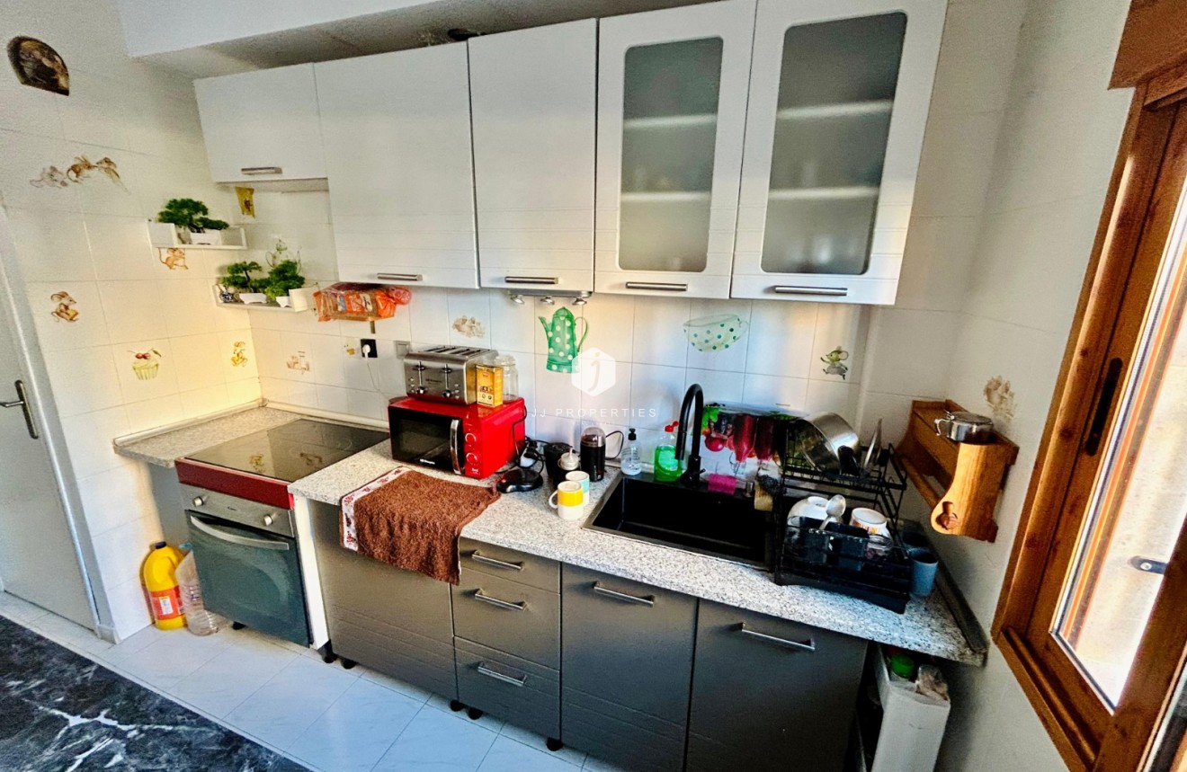 Tweedehands - duplex -
Torrevieja - Costa Blanca