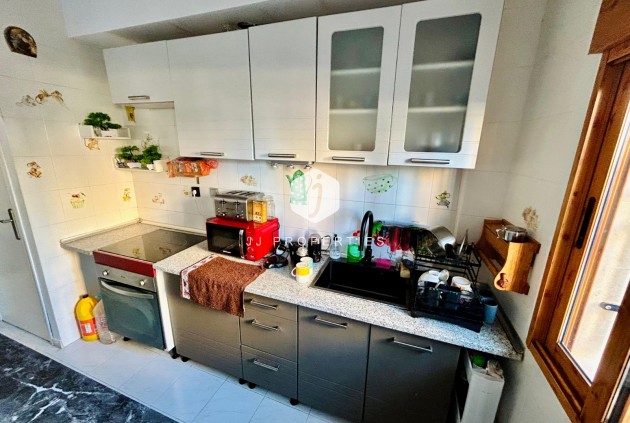 Tweedehands - duplex -
Torrevieja - Costa Blanca